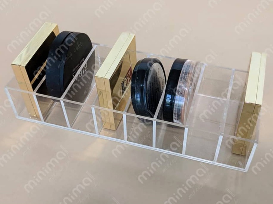 استند آرایشی مینیمال مدل رژ گونه مناسب برای رژ گونه پنکک و غیره متریال پلکسی گلس درجه یک
